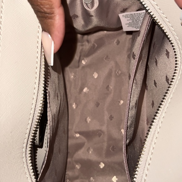 Kate Spade (NY) Cameron Spade Flower Appliqué - Picture 11 of 11